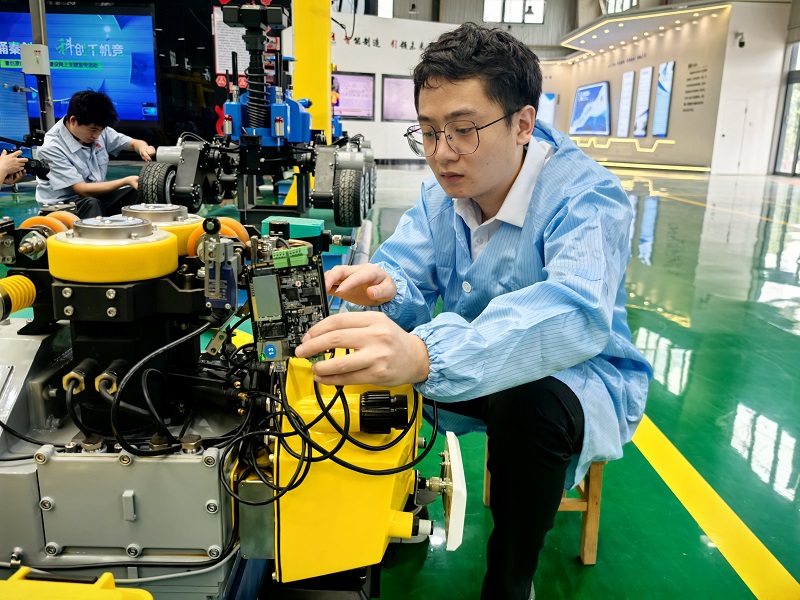 “培、用、效”——解鎖陜西建材科技的人才管理“秘籍”